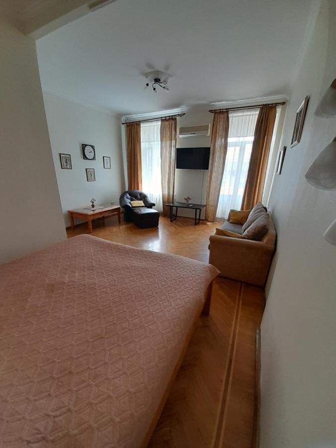 Apartment On Hretska 26/28 Одеса Екстер'єр фото